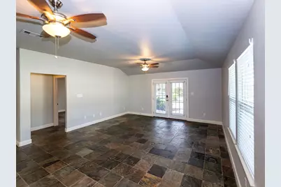 282 Debbie Lane, San Leon, TX 77539 - Photo 6