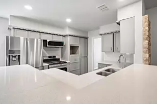 11506 Hornbrook Dr, Houston, TX 77099 - Photo 12