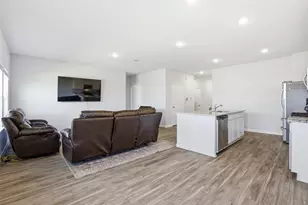 814 Brookside Dr, Dayton, TX 77535 - Photo 4