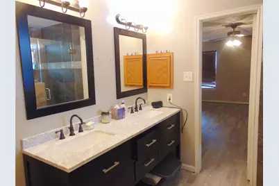 1809 Edinburg Avenue, League City, TX 77573 - Photo 12