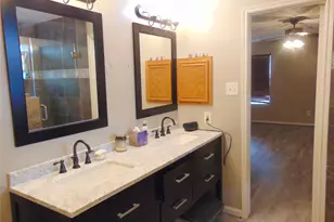 1809 Edinburg Ave, League City, TX 77573 - Photo 12