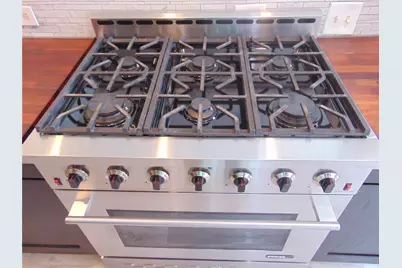 1809 Edinburg Avenue, League City, TX 77573 - Photo 10