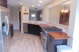 1809 Edinburg Ave, League City, TX 77573 - Photo 8