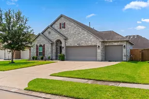 2614 Half Dome Dr, Iowa Colony, TX 77583 - Photo 2