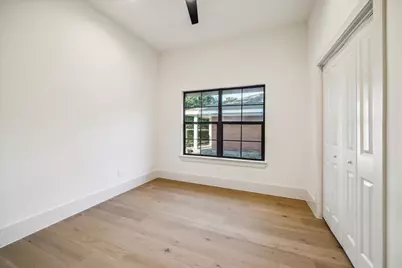 6227 Grovewood Lane, Houston, TX 77008 - Photo 28