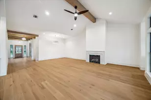 6227 Grovewood Ln, Houston, TX 77008 - Photo 10