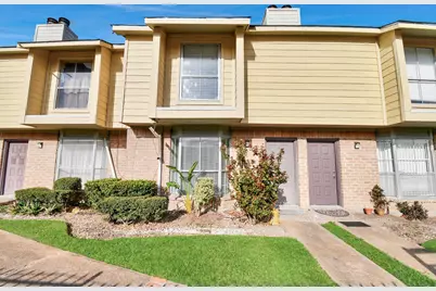 9350 Country Creek Drive #6, Houston, TX 77036 - Photo 2