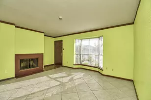 9350 Country Creek Dr, Houston, TX 77036 - Photo 8
