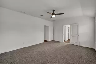 647 Delicate Arch Dr, Conroe, TX 77303 - Photo 16