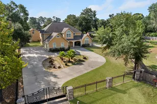 721 Oak Hill Ln, Pinehurst, TX 77362 - Photo 2