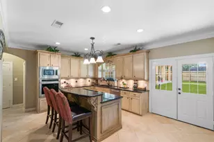721 Oak Hill Ln, Pinehurst, TX 77362 - Photo 6