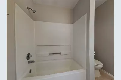 427 Remington Creek Drive, Houston, TX 77073 - Photo 8