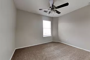 427 Remington Creek Dr, Houston, TX 77073 - Photo 2