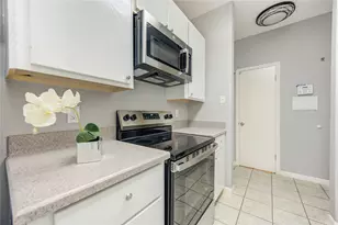 2966 Holly Hall St, Houston, TX 77054 - Photo 10