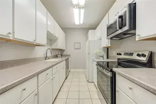 2966 Holly Hall St, Houston, TX 77054 - Photo 8