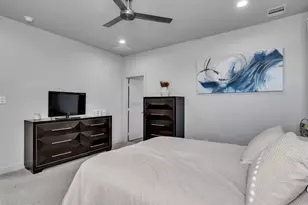 5702 Rucio Ln, Houston, TX 77092 - Photo 14