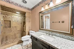 242 Ballantrae Ln, Houston, TX 77015 - Photo 22