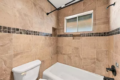 242 Ballantrae Lane, Houston, TX 77015 - Photo 14
