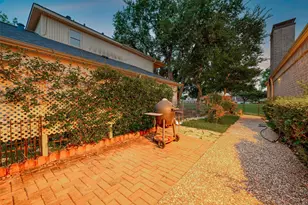 618 Longview Dr, Sugar Land, TX 77478 - Photo 44
