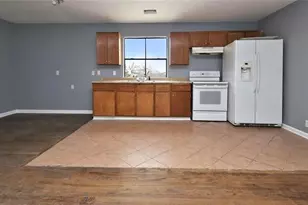 11131 Holly Hill Ln, Houston, TX 77041 - Photo 2