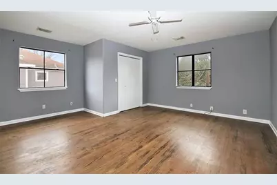 11131 Holly Hill Lane #B, Houston, TX 77041 - Photo 4