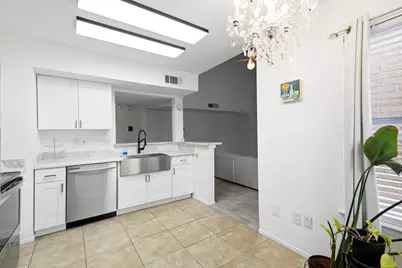 2011 Spenwick Drive #425, Houston, TX 77055 - Photo 8