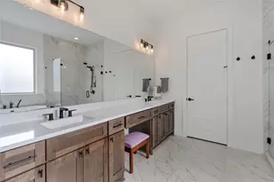 13722 Cecilia Pointe Dr, Cypress, TX 77433 - Photo 12