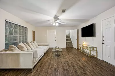 118 E Highland Terrace, League City, TX 77573 - Photo 4