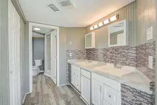 26 Tarpon Ln, Freeport, TX 77541 - Photo 34