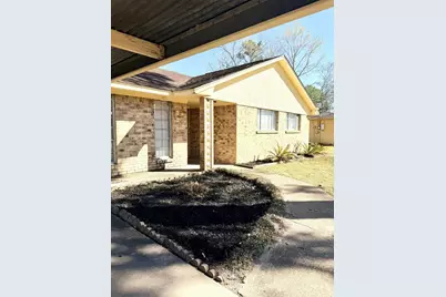 1801 Southline Street, Cleveland, TX 77327 - Photo 2