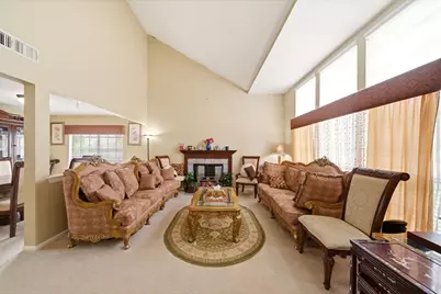 1402 Thornwood Lane, Houston, TX 77062 - Photo 4