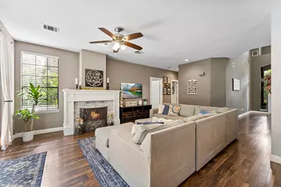 154 S Cochrans Green Circle, The Woodlands, TX 77381 - Photo 24