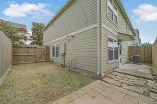 750 Redwing Park Dr, Houston, TX 77009 - Photo 22