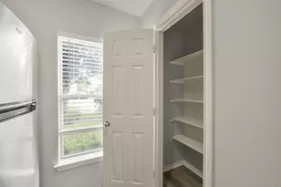 750 Redwing Park Dr, Houston, TX 77009 - Photo 12