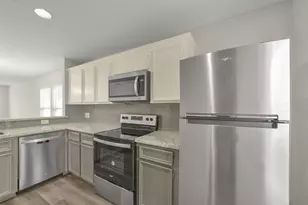 750 Redwing Park Dr, Houston, TX 77009 - Photo 10