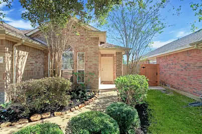4762 Wind Trace Drive, Katy, TX 77449 - Photo 2