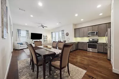 8806 Hollister Pine Court, Houston, TX 77080 - Photo 10