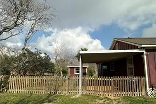 5506 David St, Dickinson, TX 77539 - Photo 16