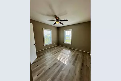 5506 David Street, Dickinson, TX 77539 - Photo 14