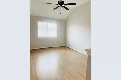 8511 Nashwood Court, Houston, TX 77040 - Photo 10