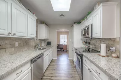 458 E Lake Drive, Livingston, TX 77351 - Photo 10