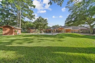 1801 McGinnis Drive, Pearland, TX 77581 - Photo 40