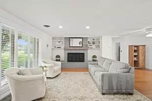 1801 McGinnis Dr, Pearland, TX 77581 - Photo 6