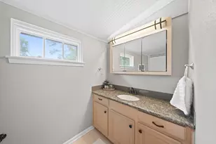 1801 McGinnis Dr, Pearland, TX 77581 - Photo 24