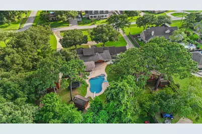 1801 McGinnis Drive, Pearland, TX 77581 - Photo 4