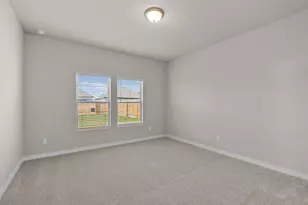 2462 N Heritage Dr, Dayton, TX 77535 - Photo 12