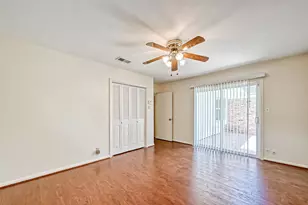 918 Wycliffe Dr, Houston, TX 77079 - Photo 36