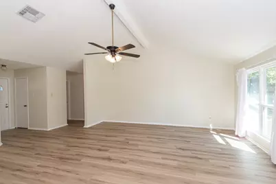 2763 Willow Creek Drive, League City, TX 77573 - Photo 6