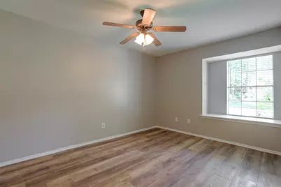 31 Maywind Court, The Woodlands, TX 77381 - Photo 16
