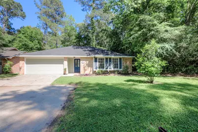 31 Maywind Court, The Woodlands, TX 77381 - Photo 2